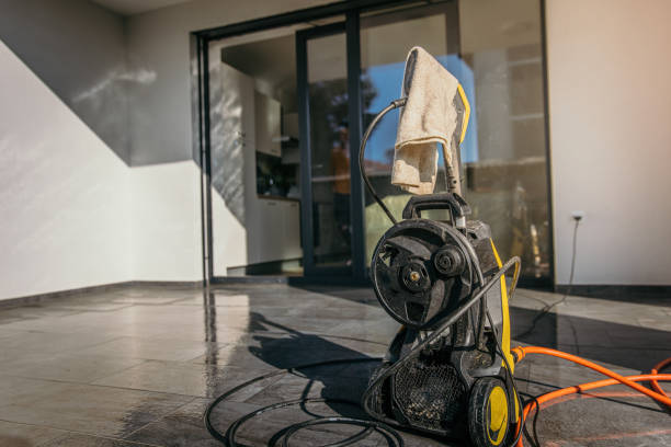 Best Animal Enclosure Cleaning  in Oli, PA